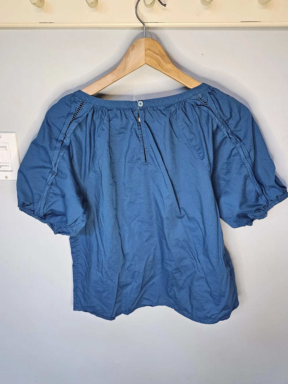 LOFT gorgeous blouse
